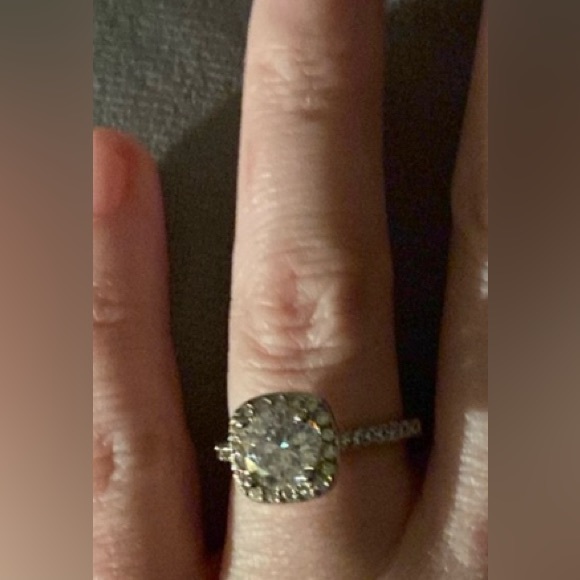 Silver square CZ engagement/cocktail/promise ring - Picture 7 of 7